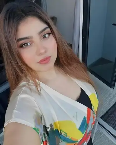 Upleta Escort